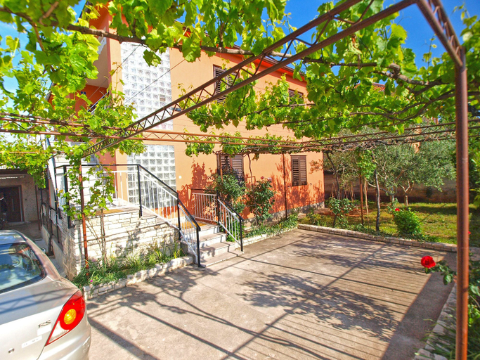 Others 4, Apartment 773, Fažana