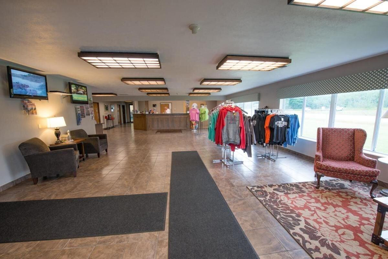 Public Area 3, Boarders Inn & Suites by Cobblestone Hotels - Munising, Alger