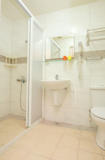 Bathroom 4, Green Stay, Pingtung
