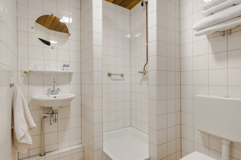 Bathroom 5, Hotel van Gelder, Amsterdam