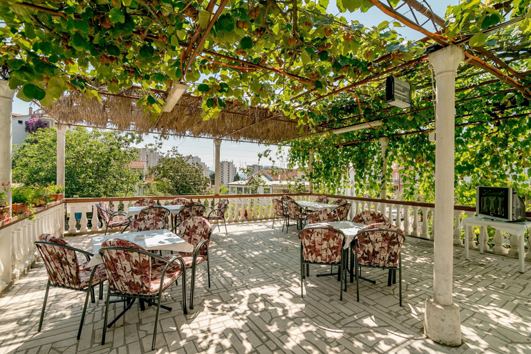 Food & Drinks, Apartments Bonaca Igalo