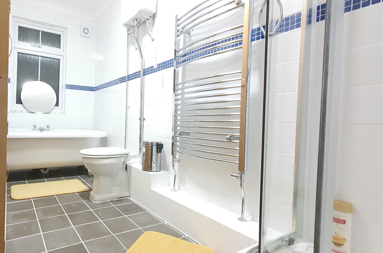 Bathroom, Grace Apartments - Living Waters 2, Kent
