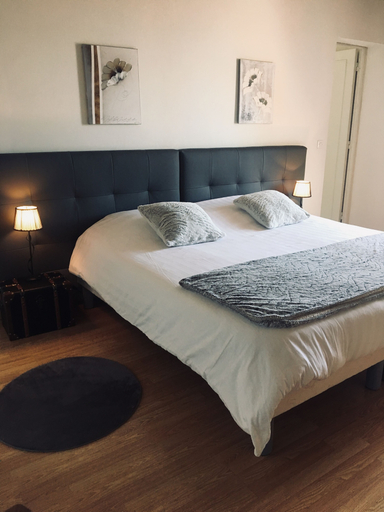Bedroom 4, La Massonnière chambres d'hôtes, Vienne