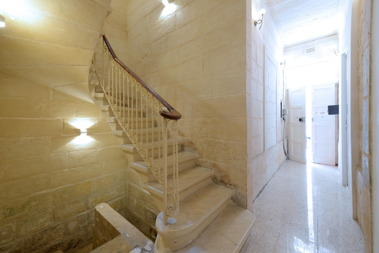 Public Area 3, VBL Hostel – Adults only
