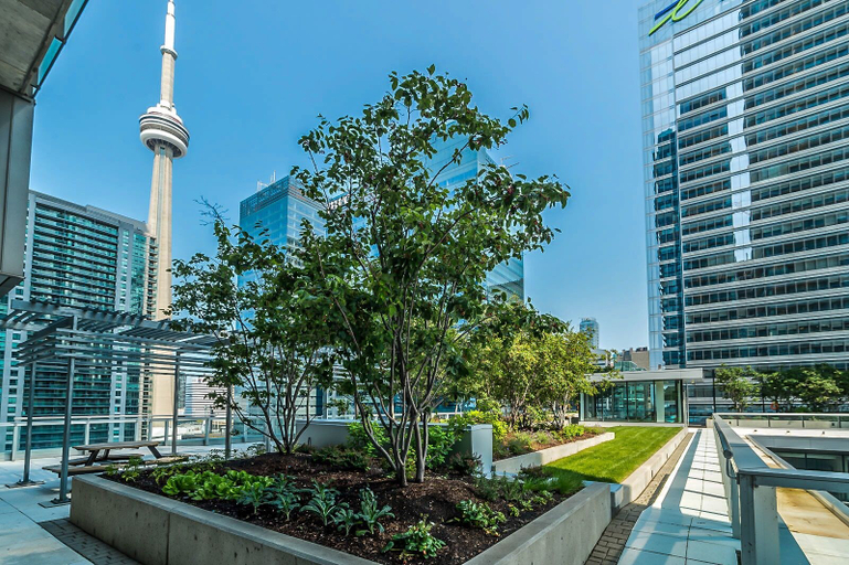 Exterior & Views, HomeHop - Maple Leaf Square, Toronto