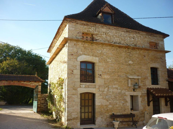 Exterior & Views 2, Domaine de la Rode Buze, Lot