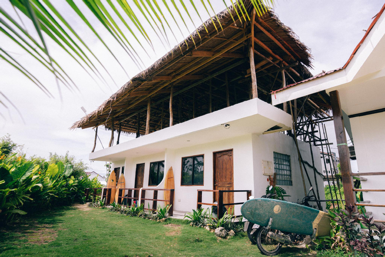 Discover Island Paradise at Dre's Place Siargao!, General Luna