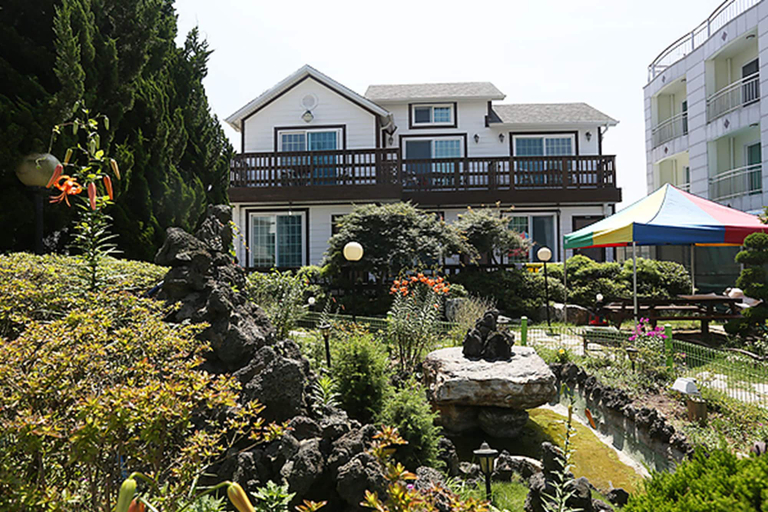 Exterior & Views 2, First Pension, Taean
