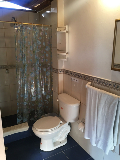 Bathroom 3, Cabanas Isla del Sol, Atacames