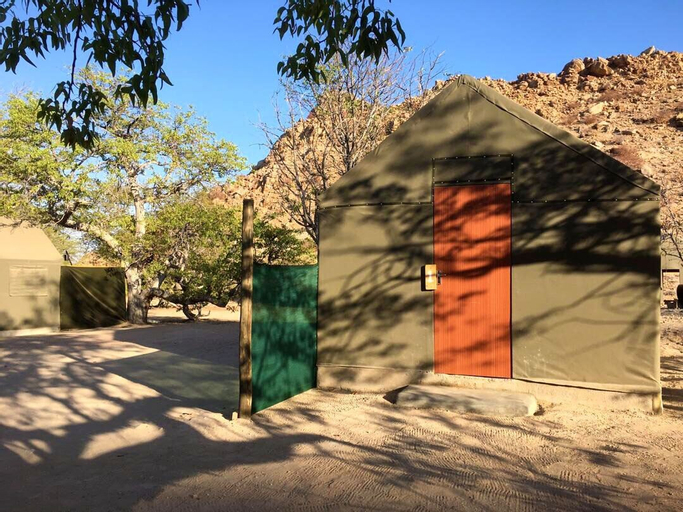 Twyfelfontein Tented Camp, Khorixas