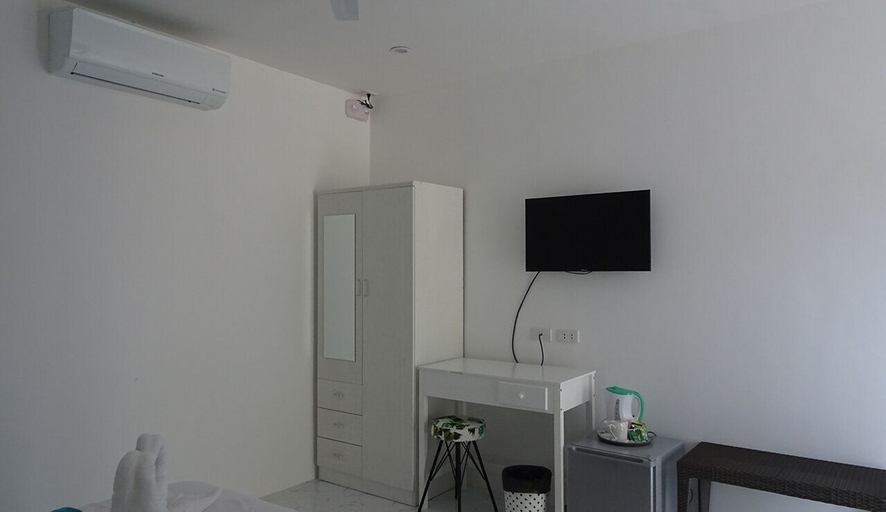 Bedroom 3, Selectum Mangrove Resort, Panglao