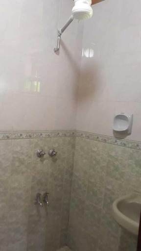 Bathroom 3, Palm Nest - JKIA, Mavoko