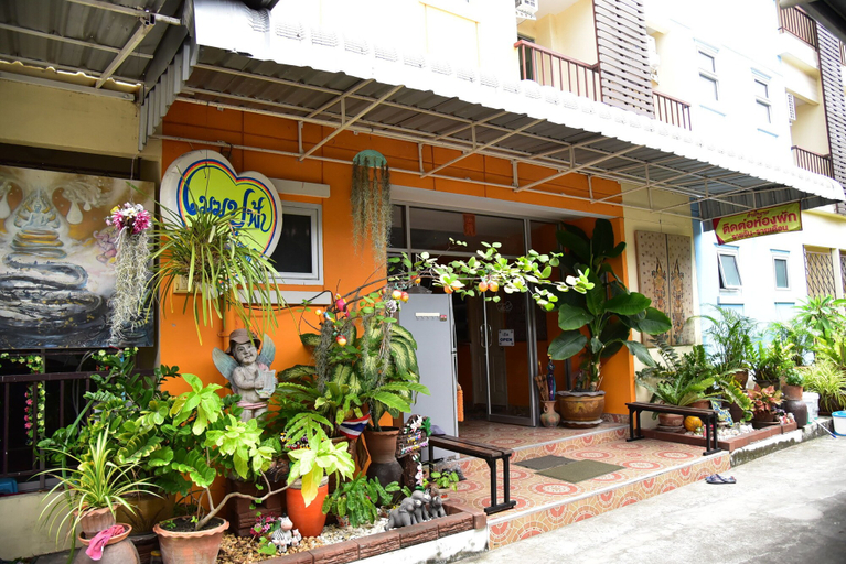 Exterior & Views 1, Mekpufah Apartment, Muang Chon Buri