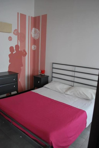 Bedroom 4, Casale Papa, Ancona