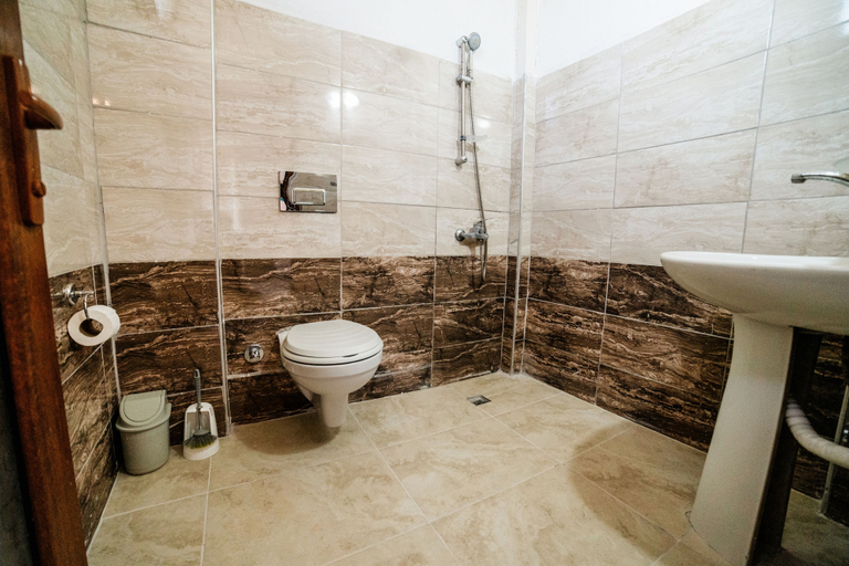 Bathroom 3, Eucalyptus Pension, Kaş