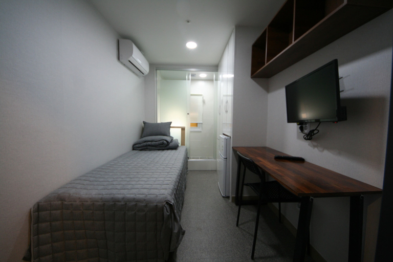 Bedroom 2, Anam House, Seongbuk
