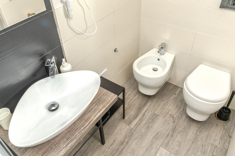 Bathroom 4, Comfort Rooms Piazza Mariano Armellini, Roma