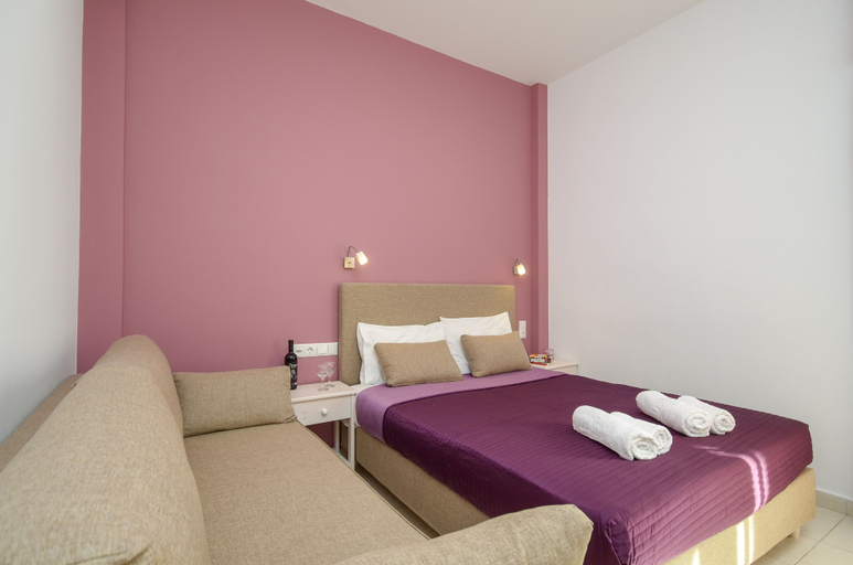 Bedroom 5, Hotel Panormos, South Aegean