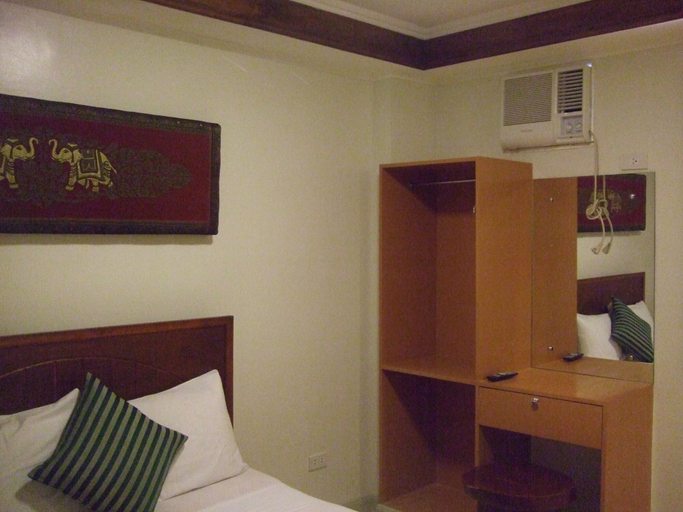 Bedroom 3, La Esperanza Hotel, Kalibo
