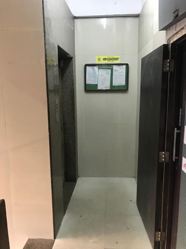 Others 4, Lucky Serviced Apartments – Near BKC, Mumbai Suburban