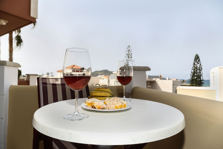 Food & Drinks 4, Heaven Apartments, Crete