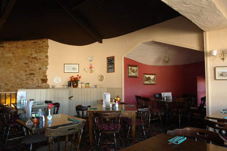 Food & Drinks, The Moon and Sixpence, North Somerset