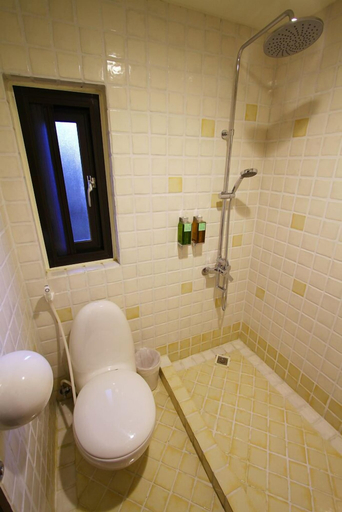 Bathroom 4, Just Hi Seaview B&B, Pingtung