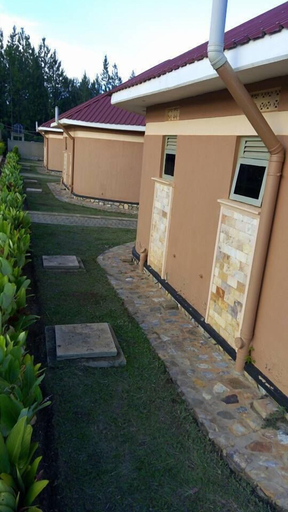 Exterior & Views 2, C & G Heritage Cottage, Bugahya