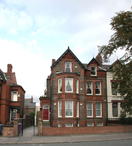Exterior & Views 2, Sheil Suites, Sefton