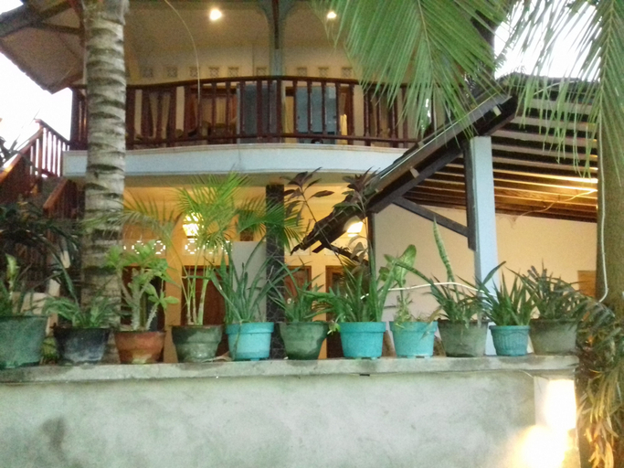 Exterior & Views 2, Mangga Homestay, Lombok
