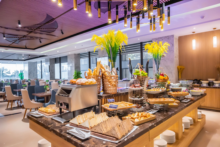 Food & Drinks 4, Canvas Danang Beach Hotel, Da Nang