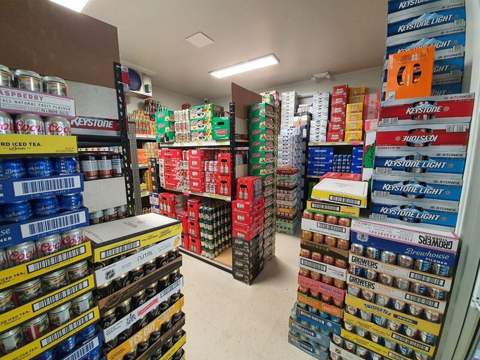 Food & Drinks 5, Sundre Motor Inn, Division No. 6