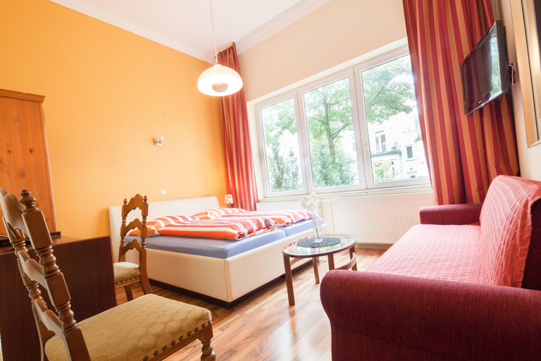 Bedroom 4, Hotel Marco Polo, Hamburg