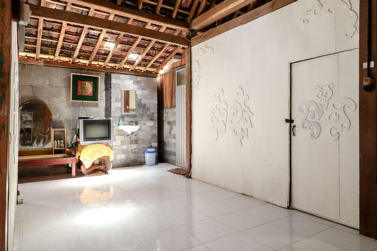 Others 5, Segajih Central Stay and Education, Kulon Progo