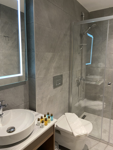 Bathroom 5, Liberi Hotel Taksim, Beyoğlu
