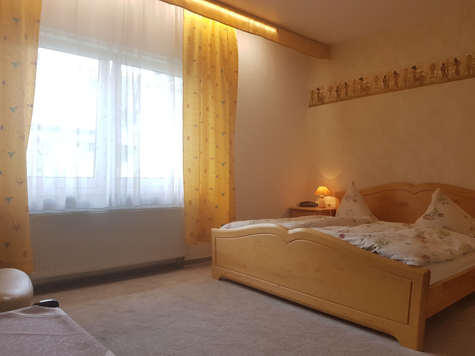 Bedroom 3, Gästehaus Strieth, Rheingau-Taunus-Kreis