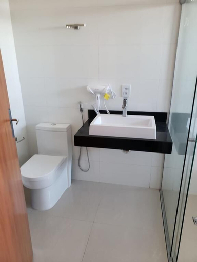 Bathroom 3, Casablanca Palace Hotel, Frutal