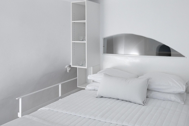 Bedroom 3, Oia White Cave Oia Cliff, South Aegean