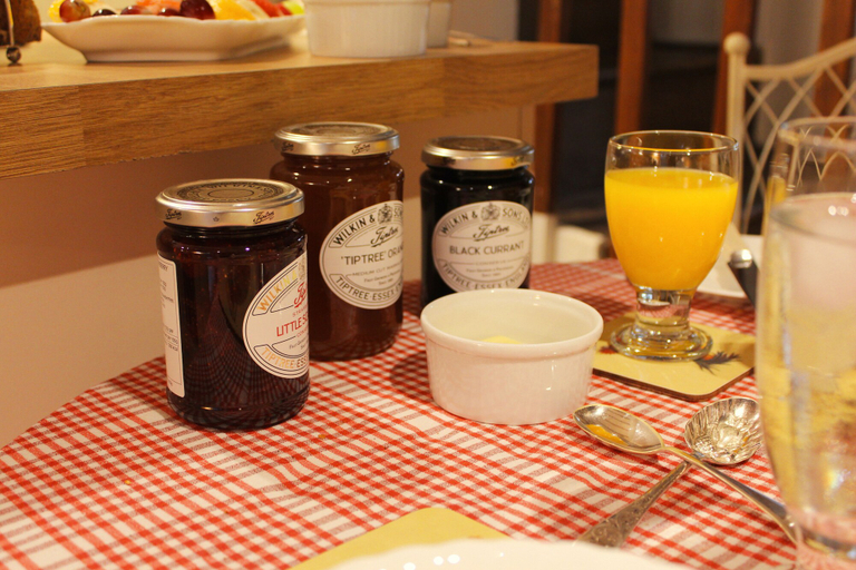 Food & Drinks 5, Croft House Guest Suite, Gloucestershire