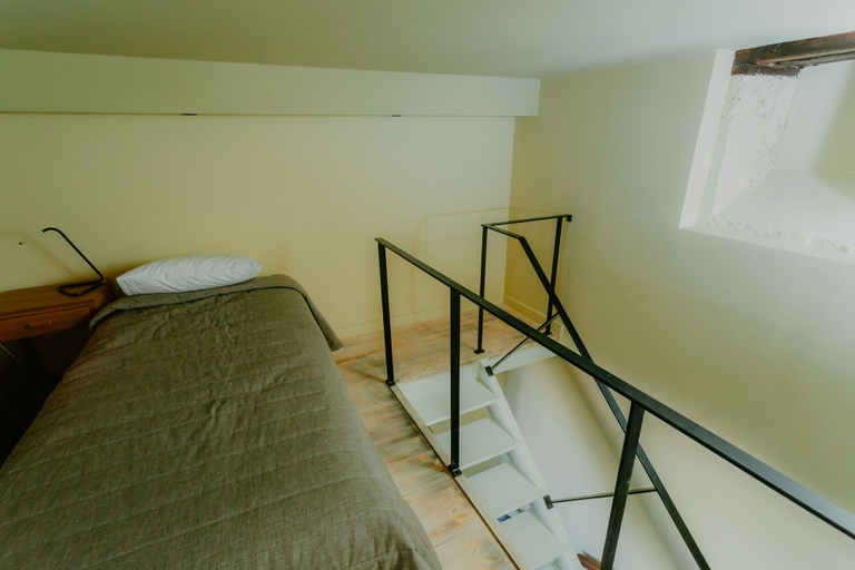 Bedroom 2, Casa Mespilea Guest House