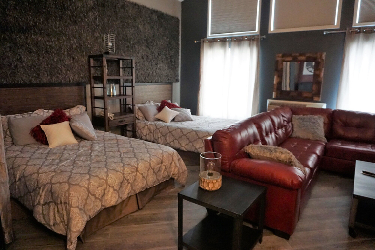 Bedroom 3, River Hills Hotel, Blue Earth
