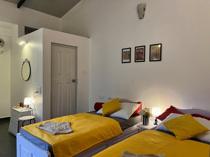 Bedroom 2, Kiki Villa 100mtr from the beach, North Goa