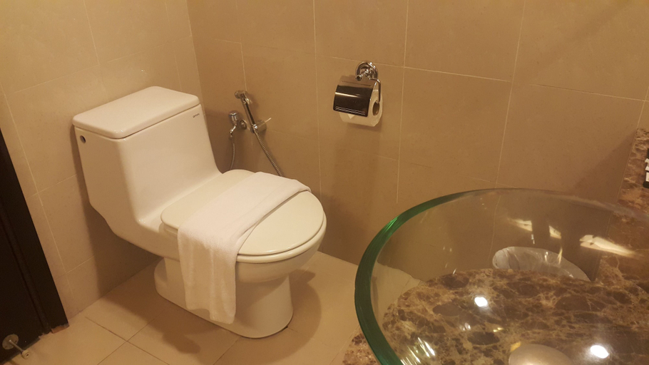 Bathroom 3, Luxury Studio Room at Sunway Pyramid, Petaling Jaya