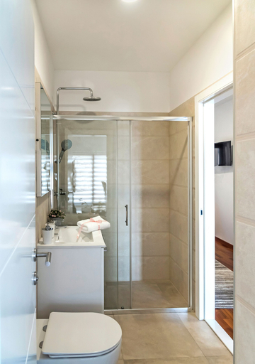 Bathroom 4, Adria Croatica, Omiš