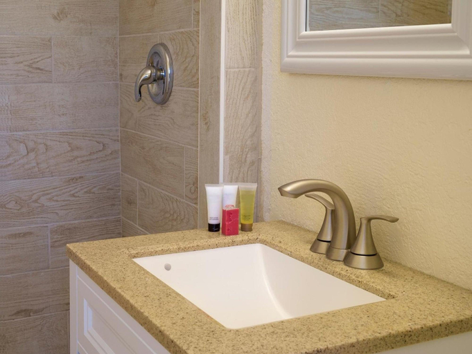 Bathroom 5, Atlantic Hideaway, Palm Beach