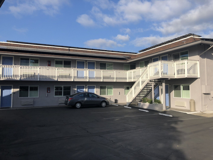 Exterior & Views 3, Pacific Inn, Monterey
