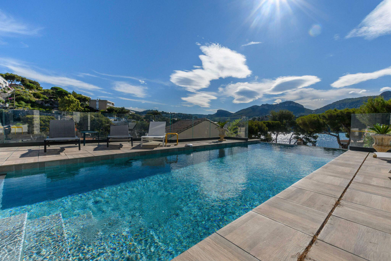 Others 4, Villa Talabar, Bouches-du-Rhône