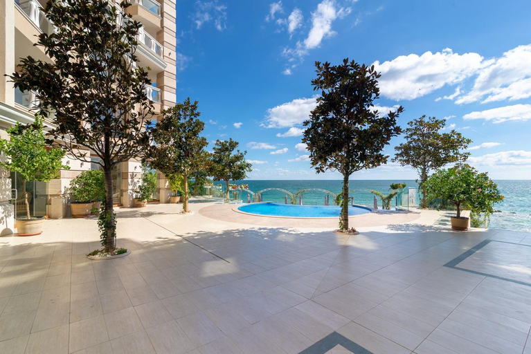 Sport & Beauty 2, Luxurious and panoramic apartment at the beach., Varna