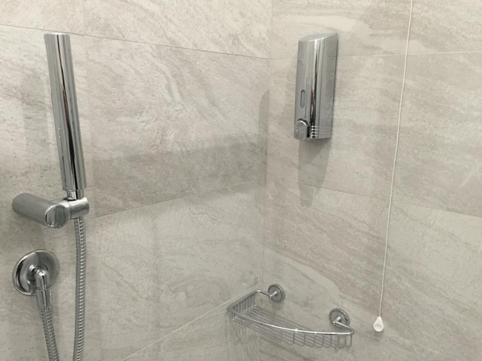 Bathroom 4, Picaflor, Milano