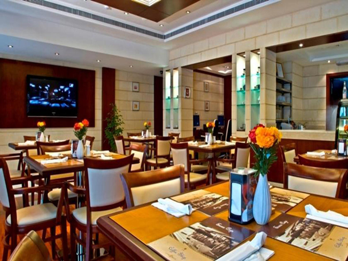 Food & Drinks 4, Arcadia Hotel Apartments, Dubai